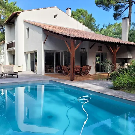 Hotel La Palmyre - Avec Piscine Chauffee - Parc De La - - Fr-1-705-78 Les Mathes